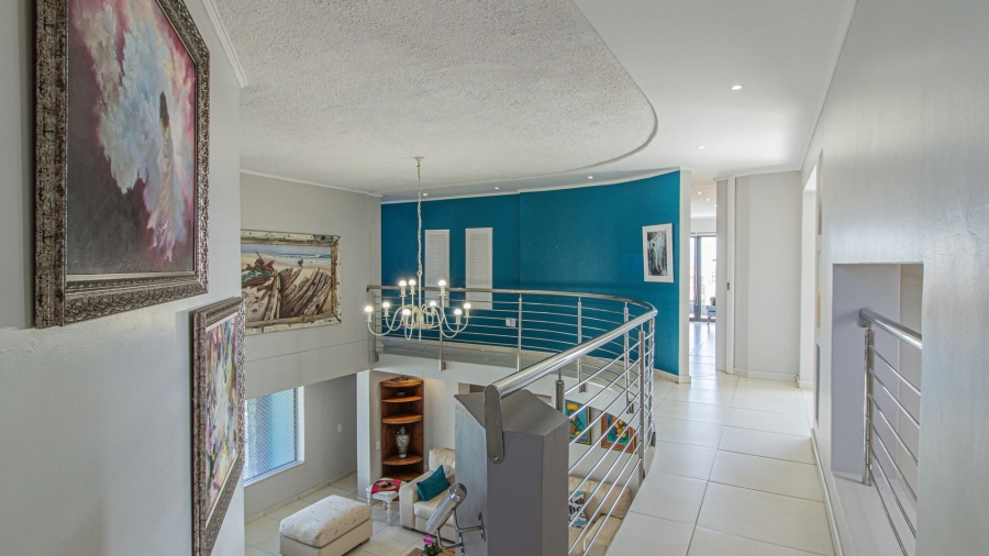 4 Bedroom Property for Sale in Perlemoenbaai Western Cape